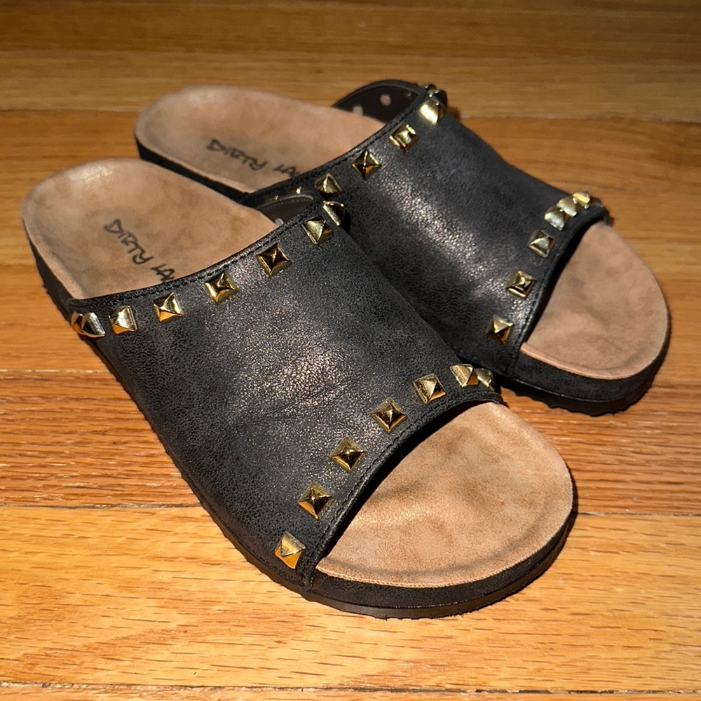 Dirty Laundry Qiana studded slide